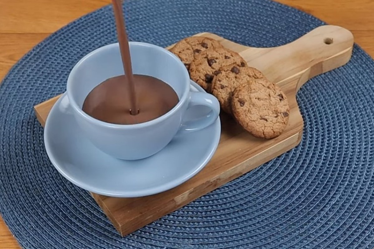 chocolate quente com 3 ingredientes